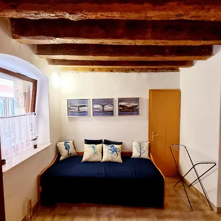 Old Dolphin House By The * Piran