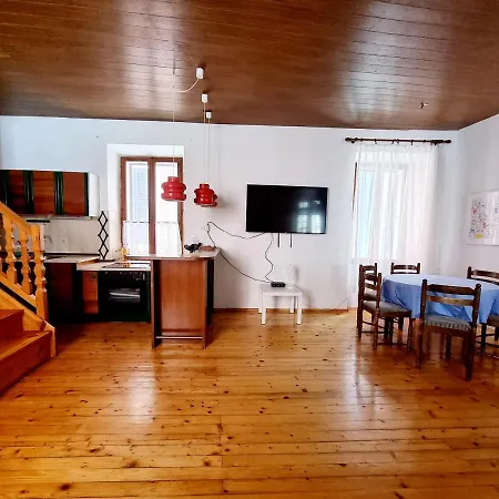 Old Dolphin House By The Apartament Piran