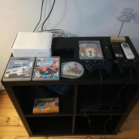 Old Dolphin House By The * Piran