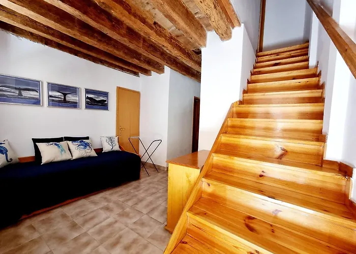 Old Dolphin House By The Apartman Piran