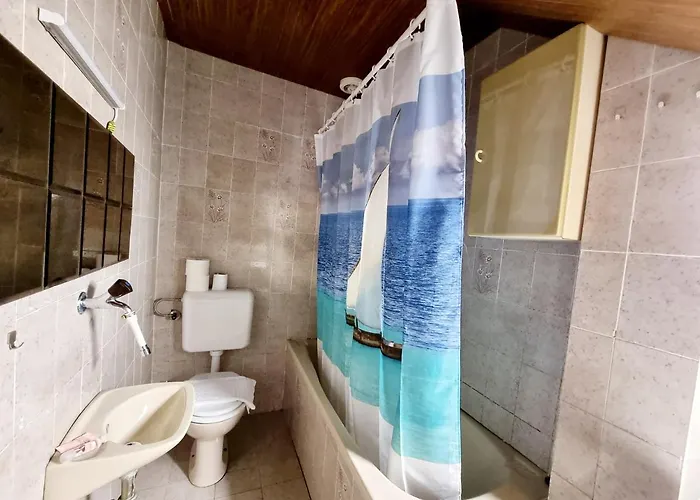 Old Dolphin House By The * Pirano