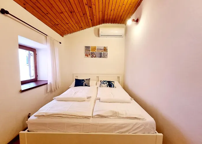Apartman Old Dolphin House By The